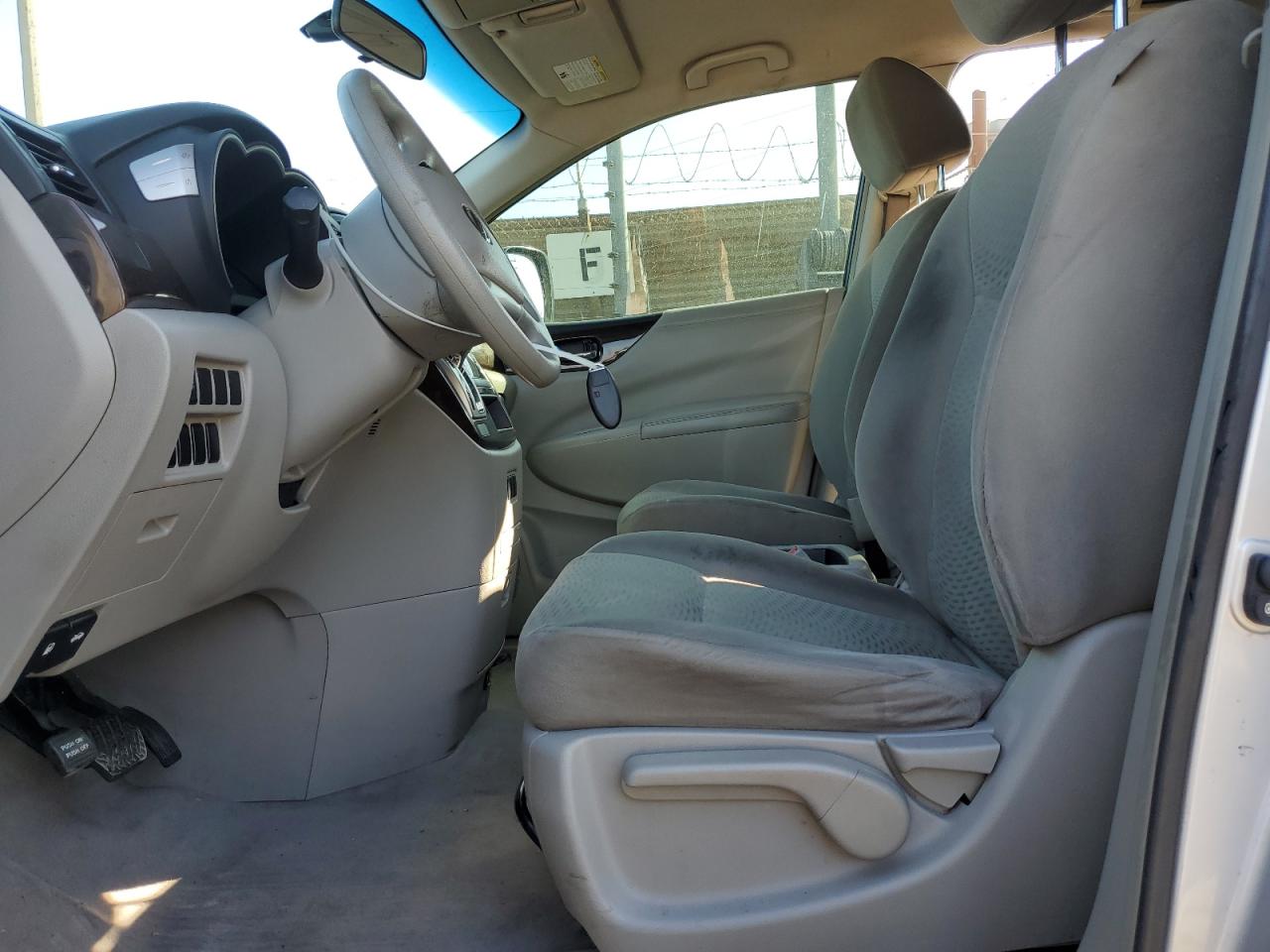 NISSAN QUEST S