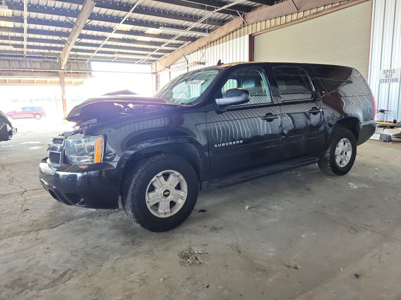 CHEVROLET SUBURBAN C1500 LT