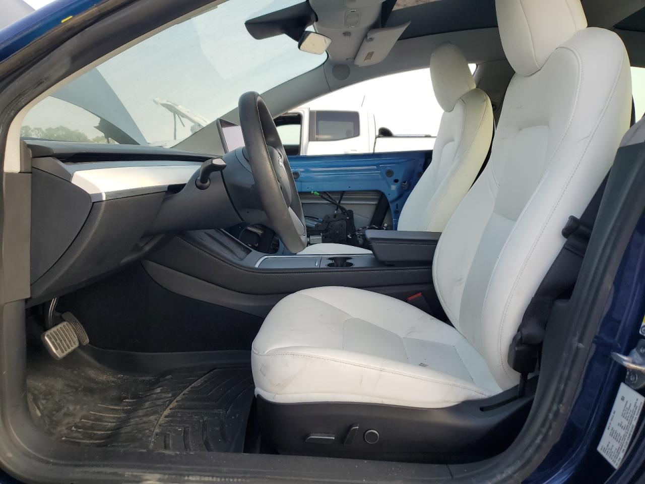 Lot #3318020390 2021 TESLA MODEL 3