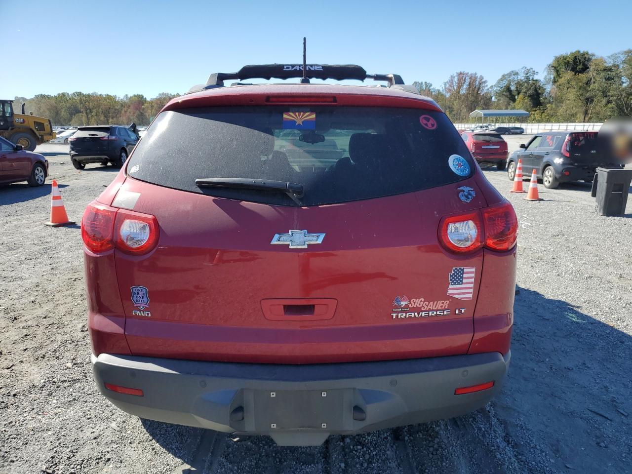 CHEVROLET TRAVERSE LT