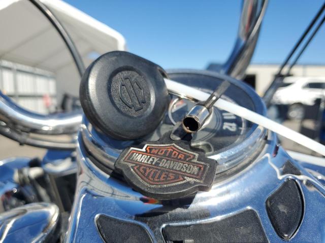 2010 HARLEY-DAVIDSON FLSTC - 1HD1BW513AB040676