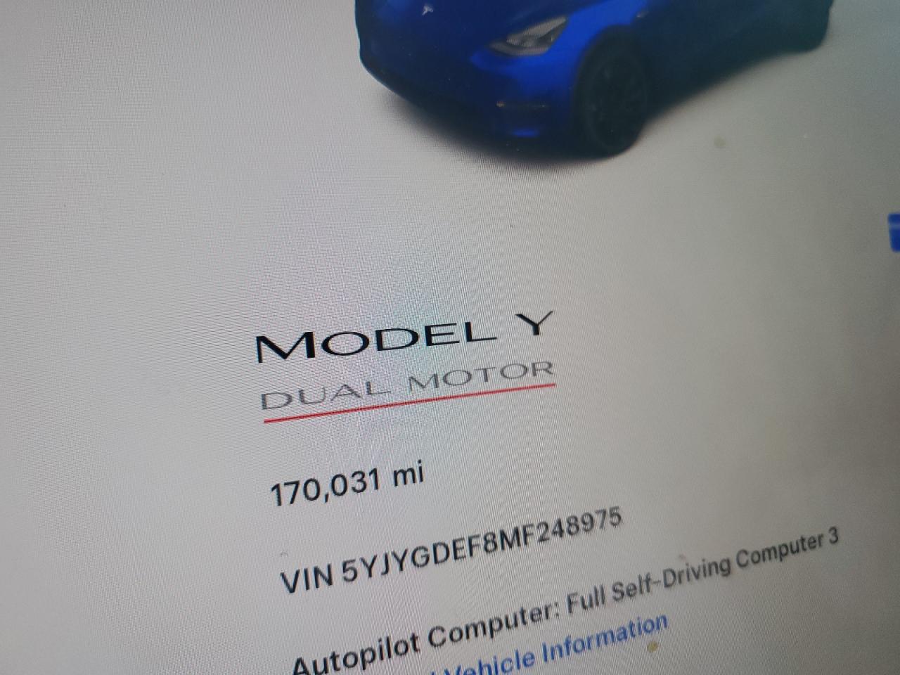 TESLA MODEL Y