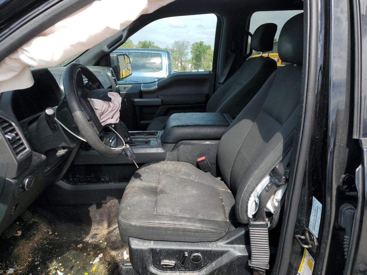 FORD F-150 SUPERCREW