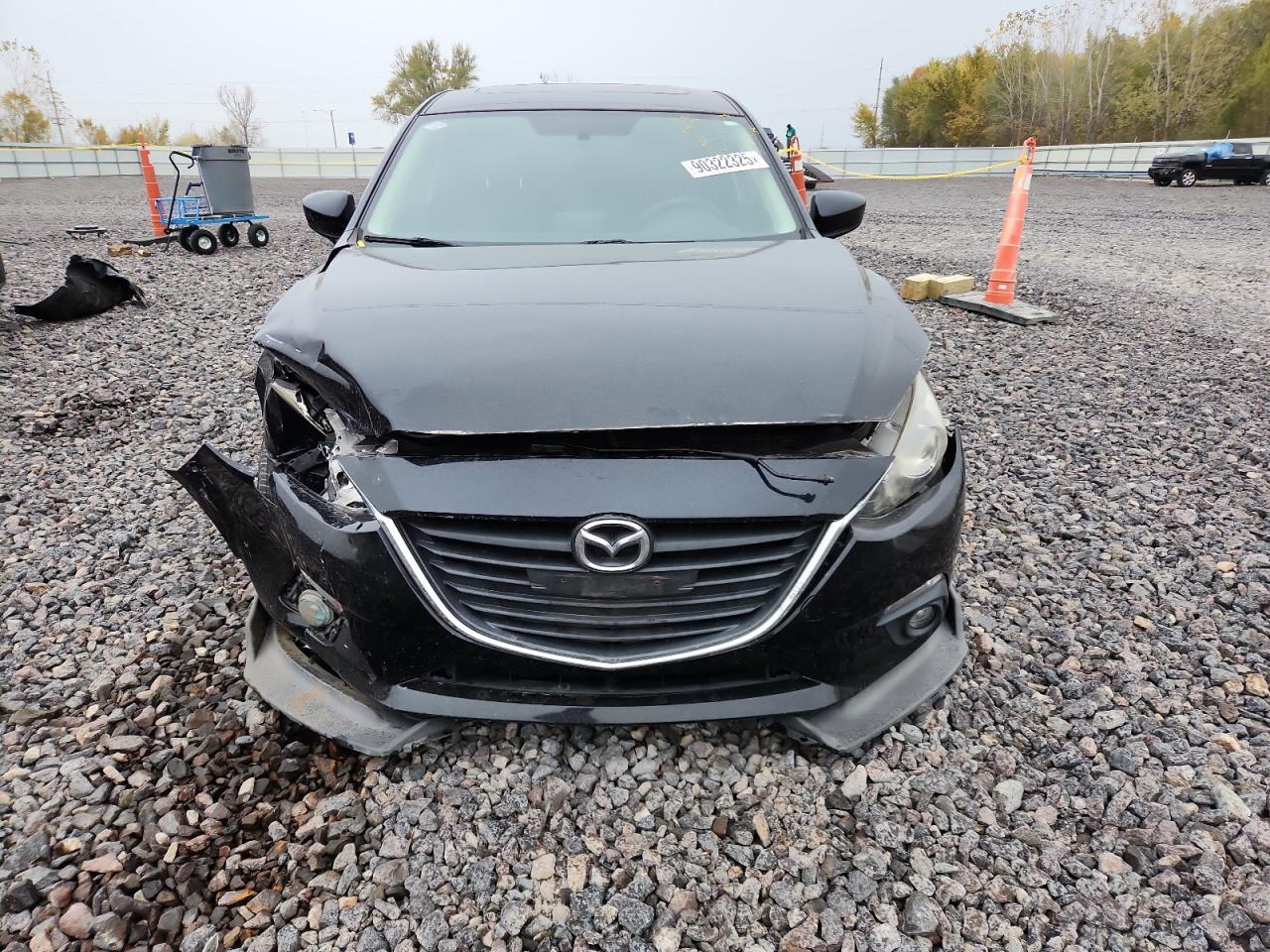 MAZDA 3 GRAND TOURING