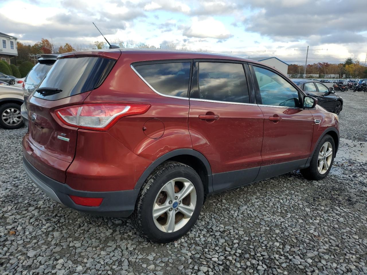 FORD ESCAPE SE