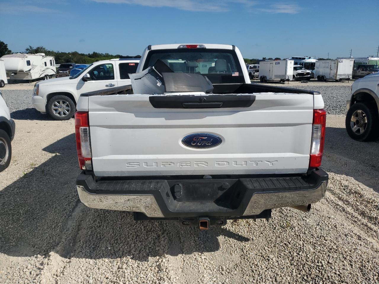 FORD F-250 SUPER DUTY