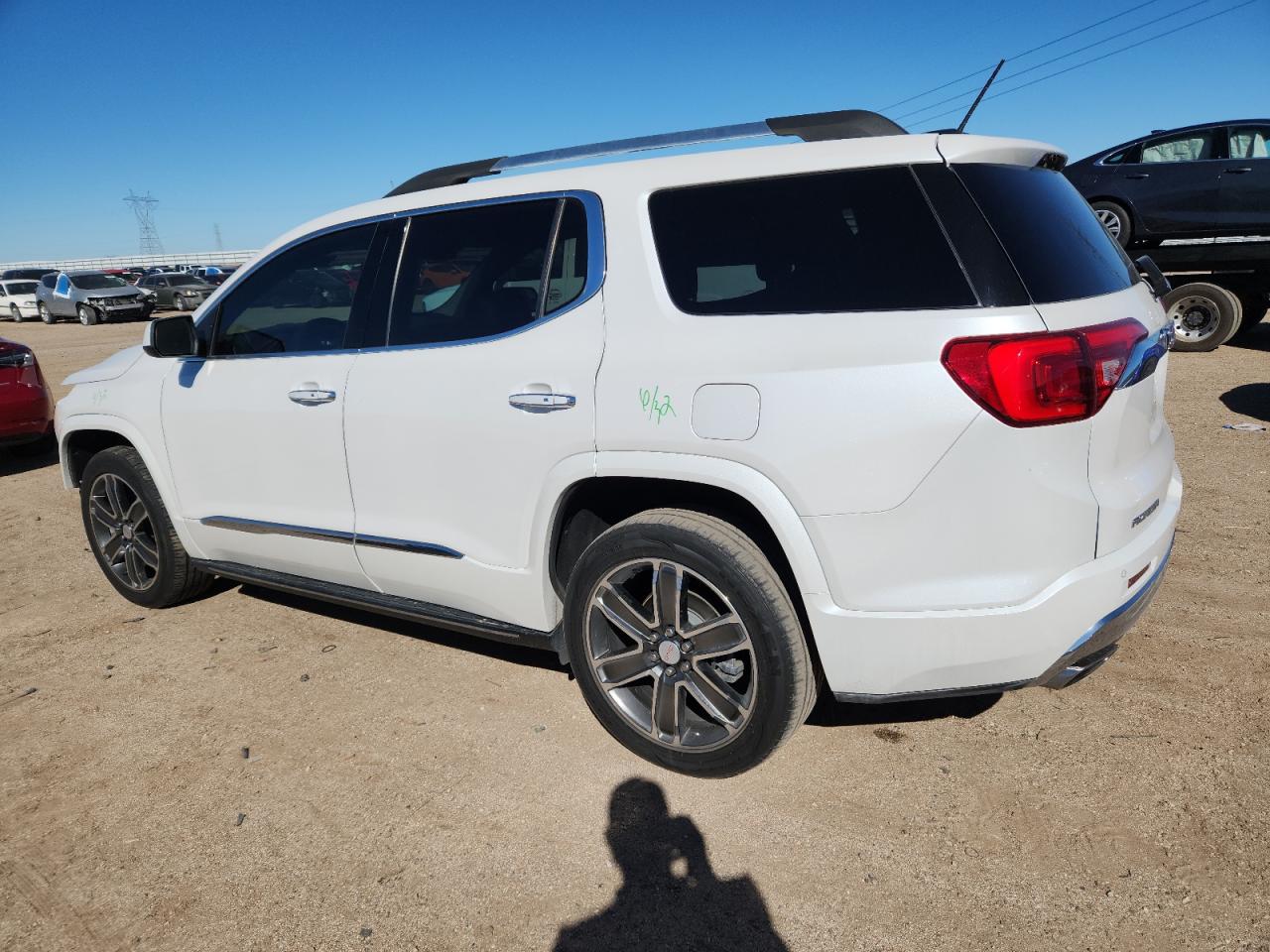 GMC ACADIA DENALI