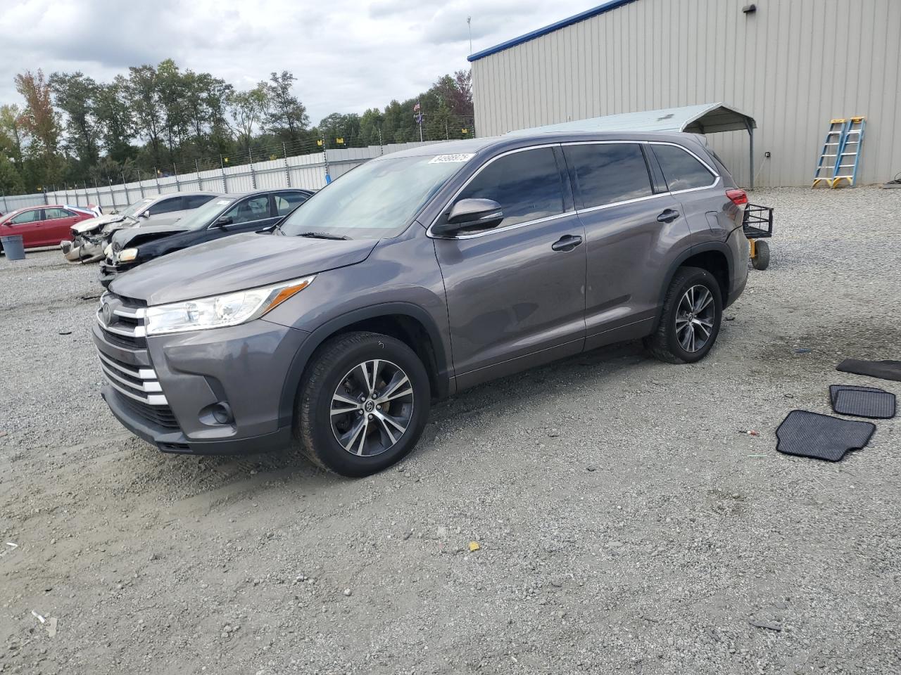 Lot #3270764856 2018 TOYOTA HIGHLANDER LE