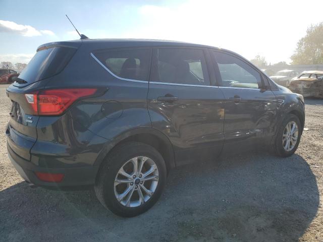 2019 FORD ESCAPE SE - 1FMCU0GD4KUB40098