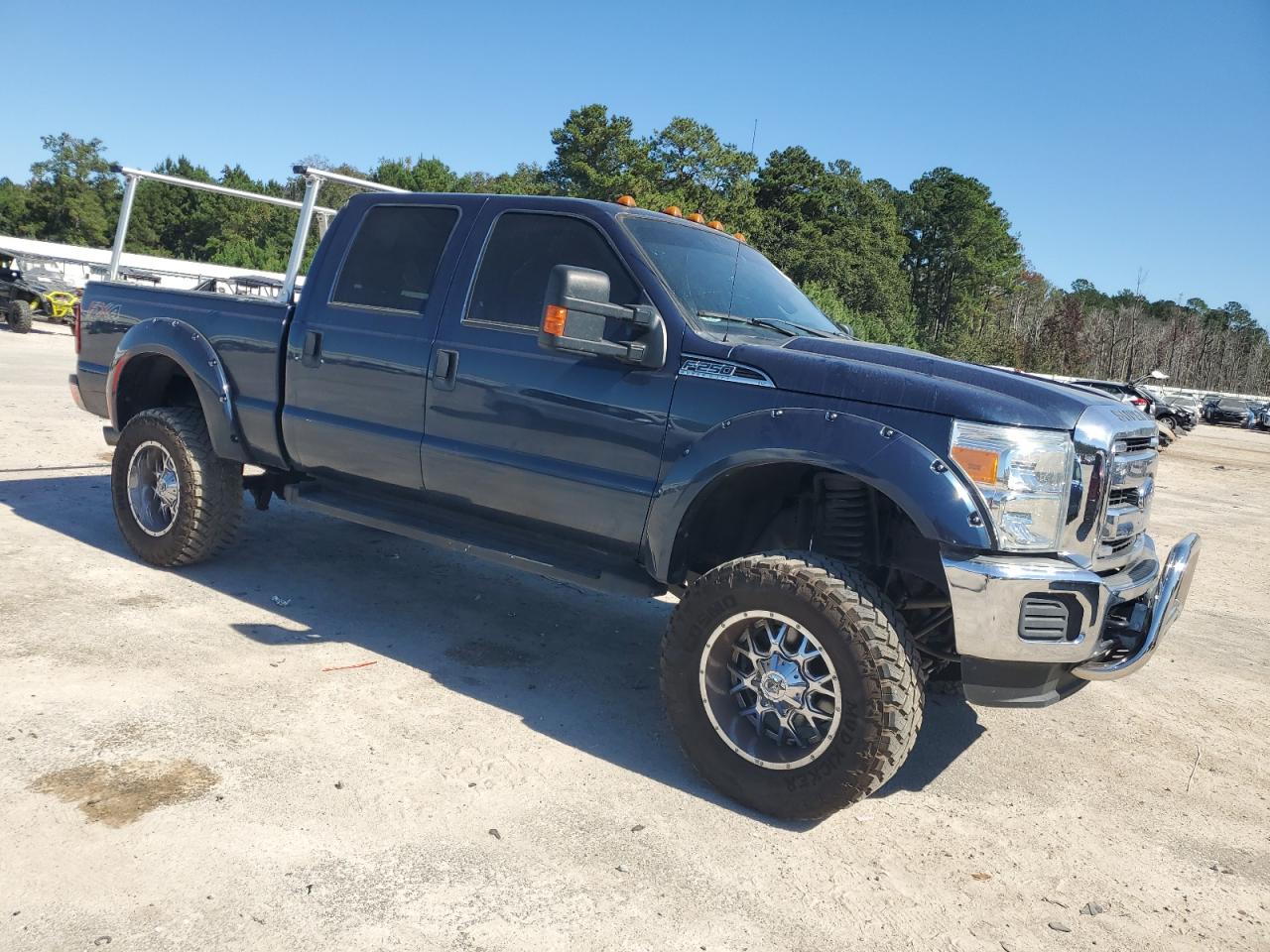 FORD F-250 SUPER DUTY