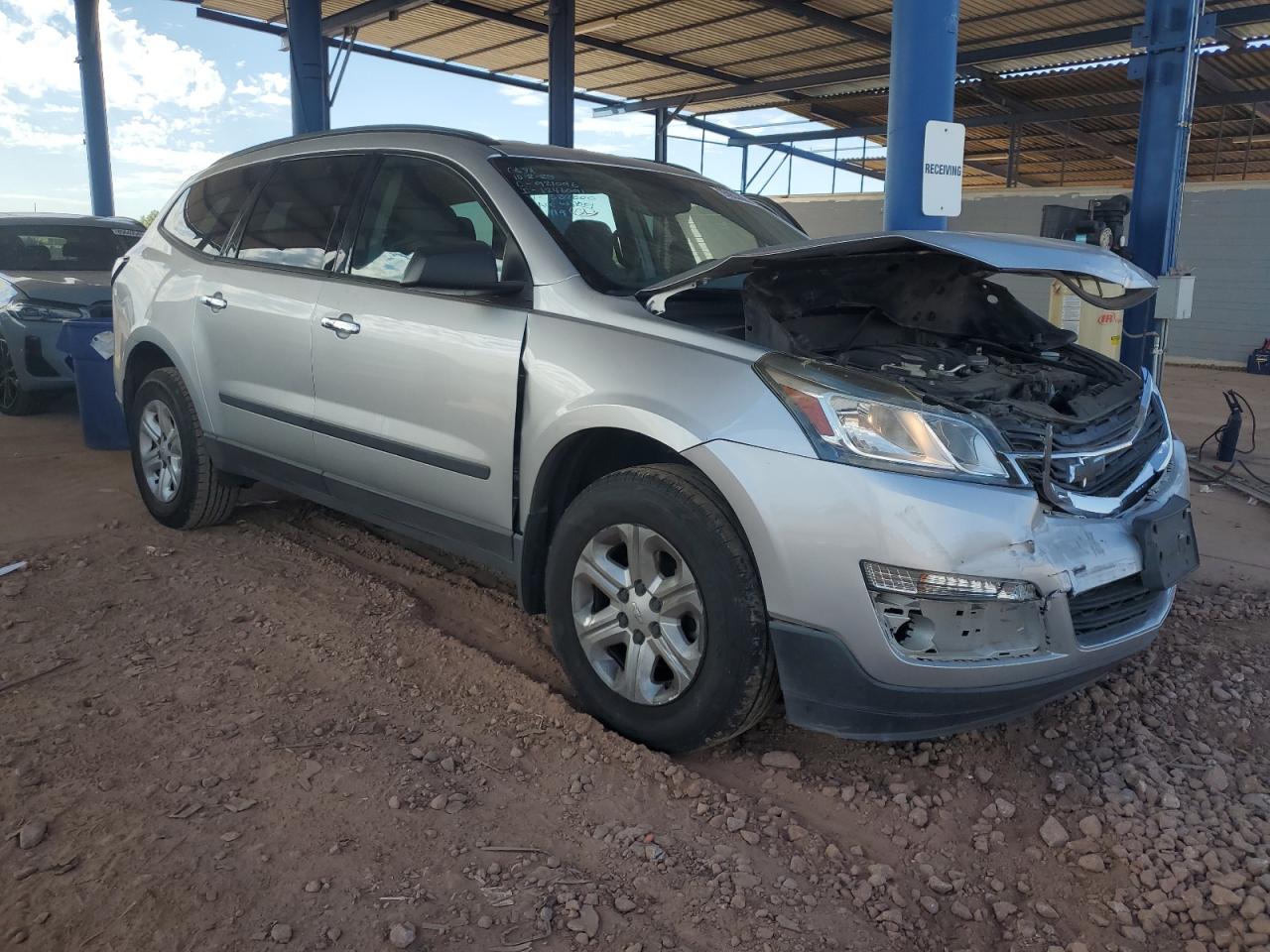 CHEVROLET TRAVERSE LS