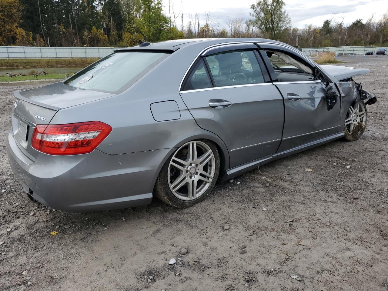 MERCEDES-BENZ E-CLASS 550 4MATIC