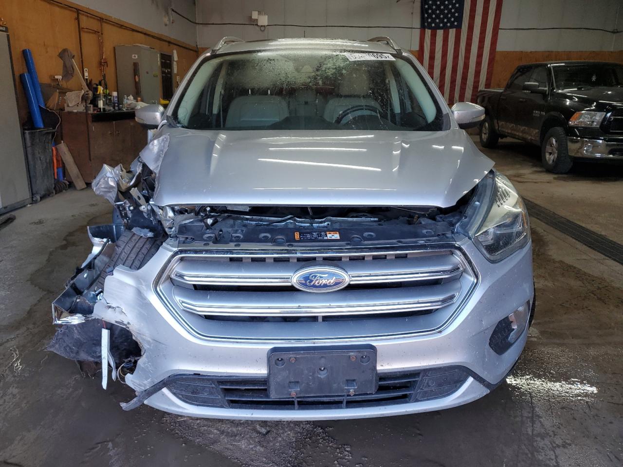FORD ESCAPE TITANIUM