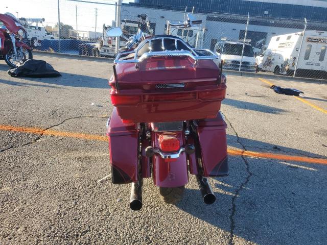 2011 HARLEY-DAVIDSON FLTRUSE - 1HD1TA816BB960783