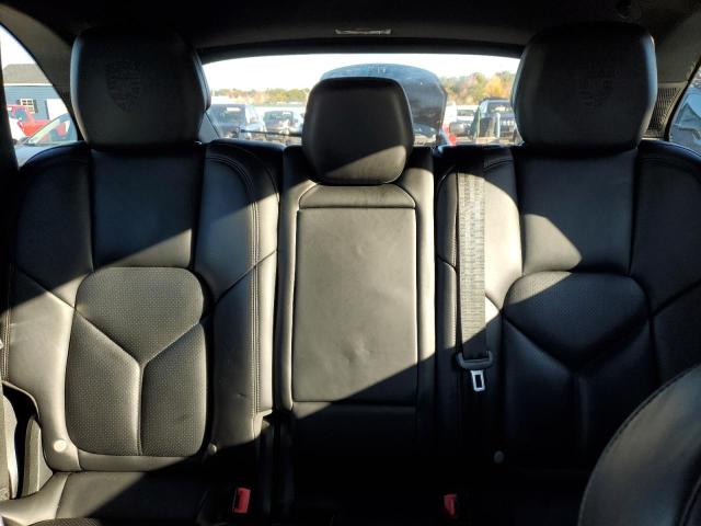 2016 PORSCHE CAYENNE - WP1AA2A24GLA05271