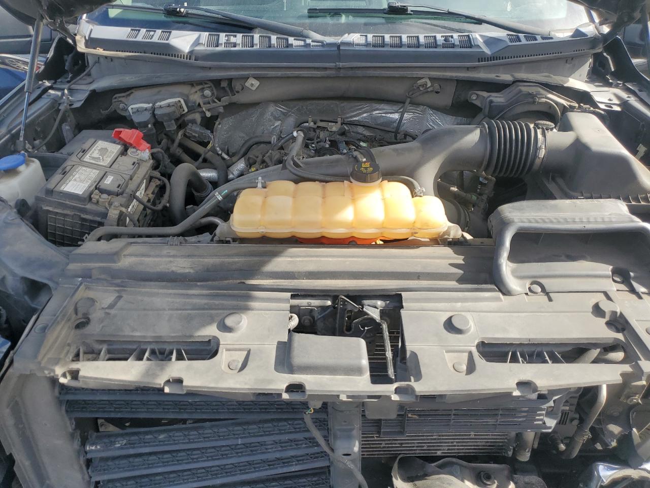 FORD F-150 SUPER CAB