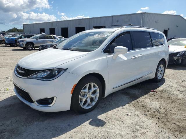 Global Auto Auctions: 2018 CHRY PACIFICA TOURING L PLUS