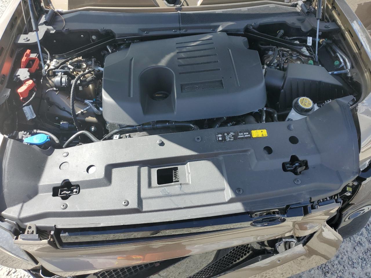 LAND ROVER DEFENDER 110 X-DYNAMIC SE