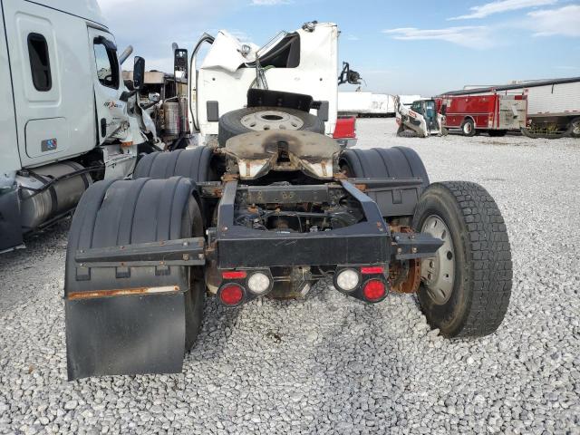 2018 PETERBILT TRACTOR 579 #3274720805