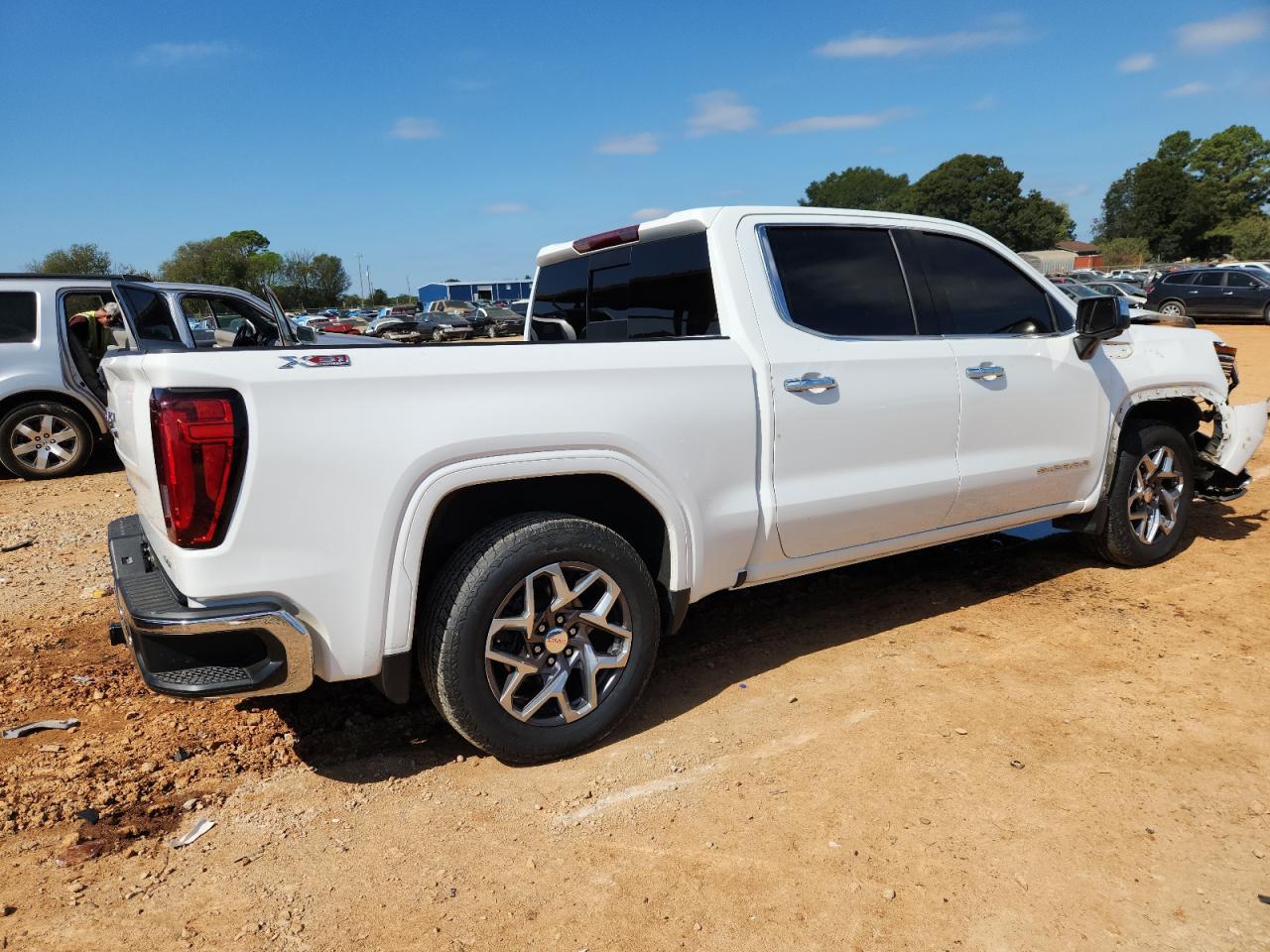 GMC SIERRA 1500 K1500 SLT