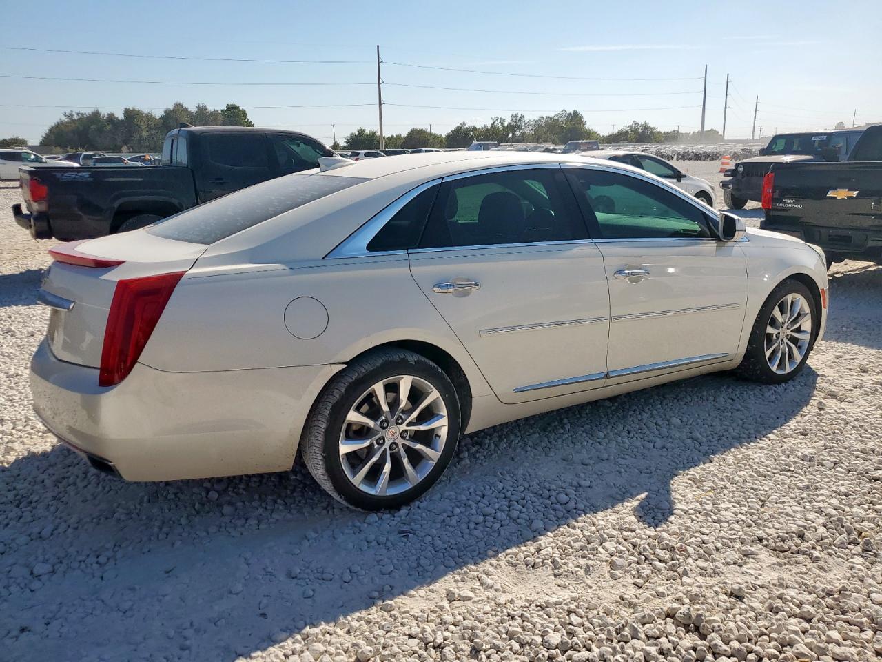 CADILLAC XTS LUXURY COLLECTION