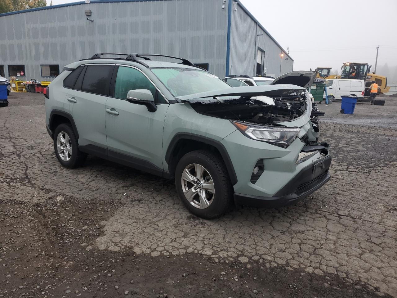 TOYOTA RAV4 XLE