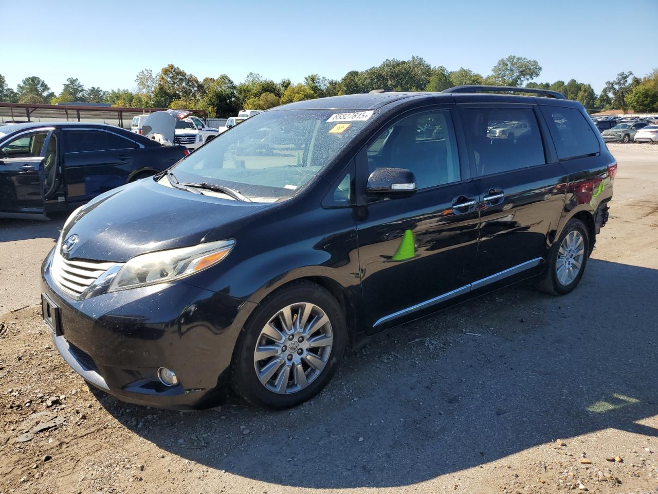 TOYOTA SIENNA XLE