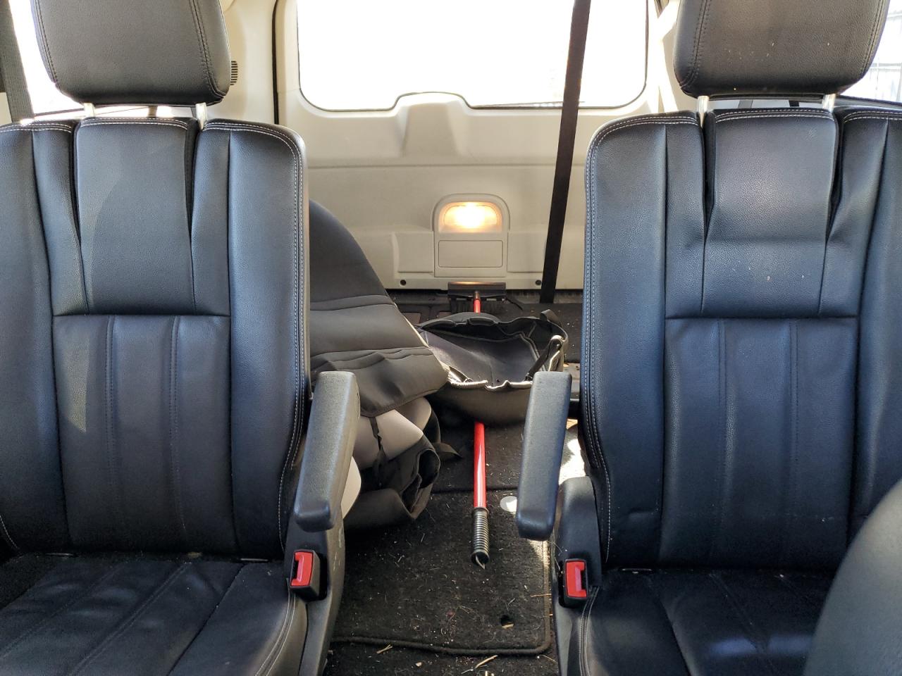 CHRYSLER TOWN & COUNTRY TOURING