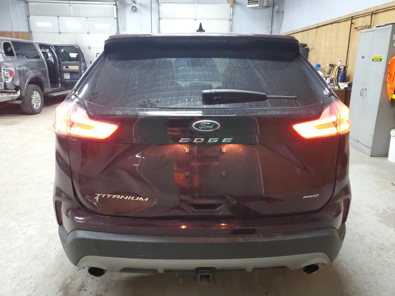 FORD EDGE TITANIUM