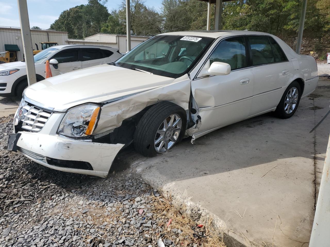 CADILLAC DTS LUXURY COLLECTION
