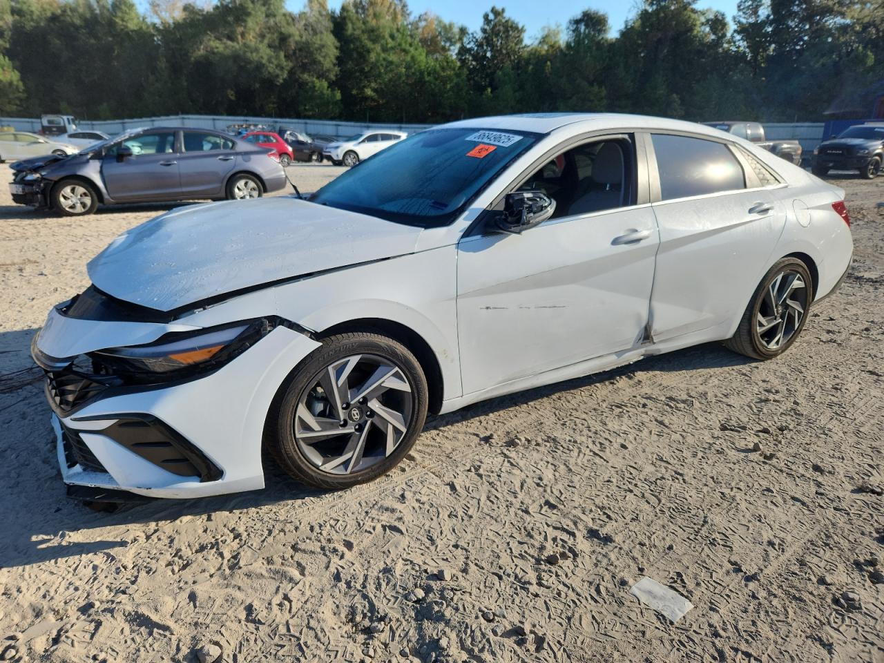 HYUNDAI ELANTRA LIMITED