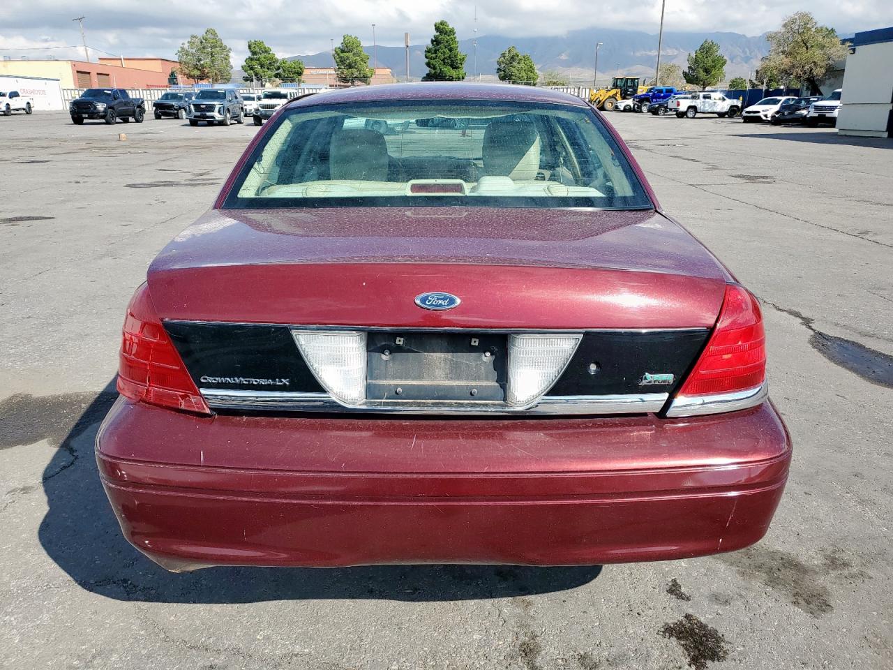 FORD CROWN VICTORIA LX