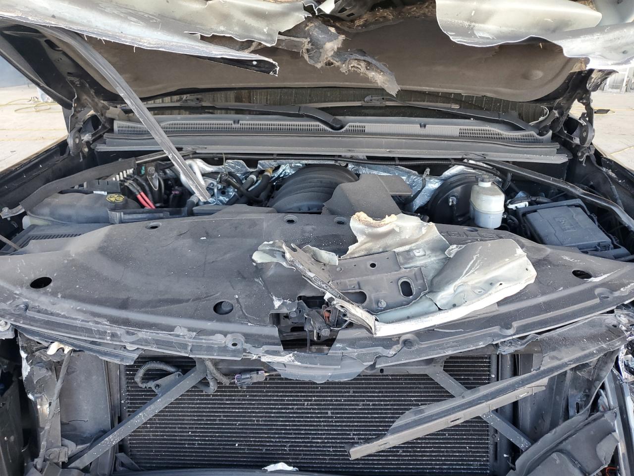 CHEVROLET SUBURBAN C1500 LTZ