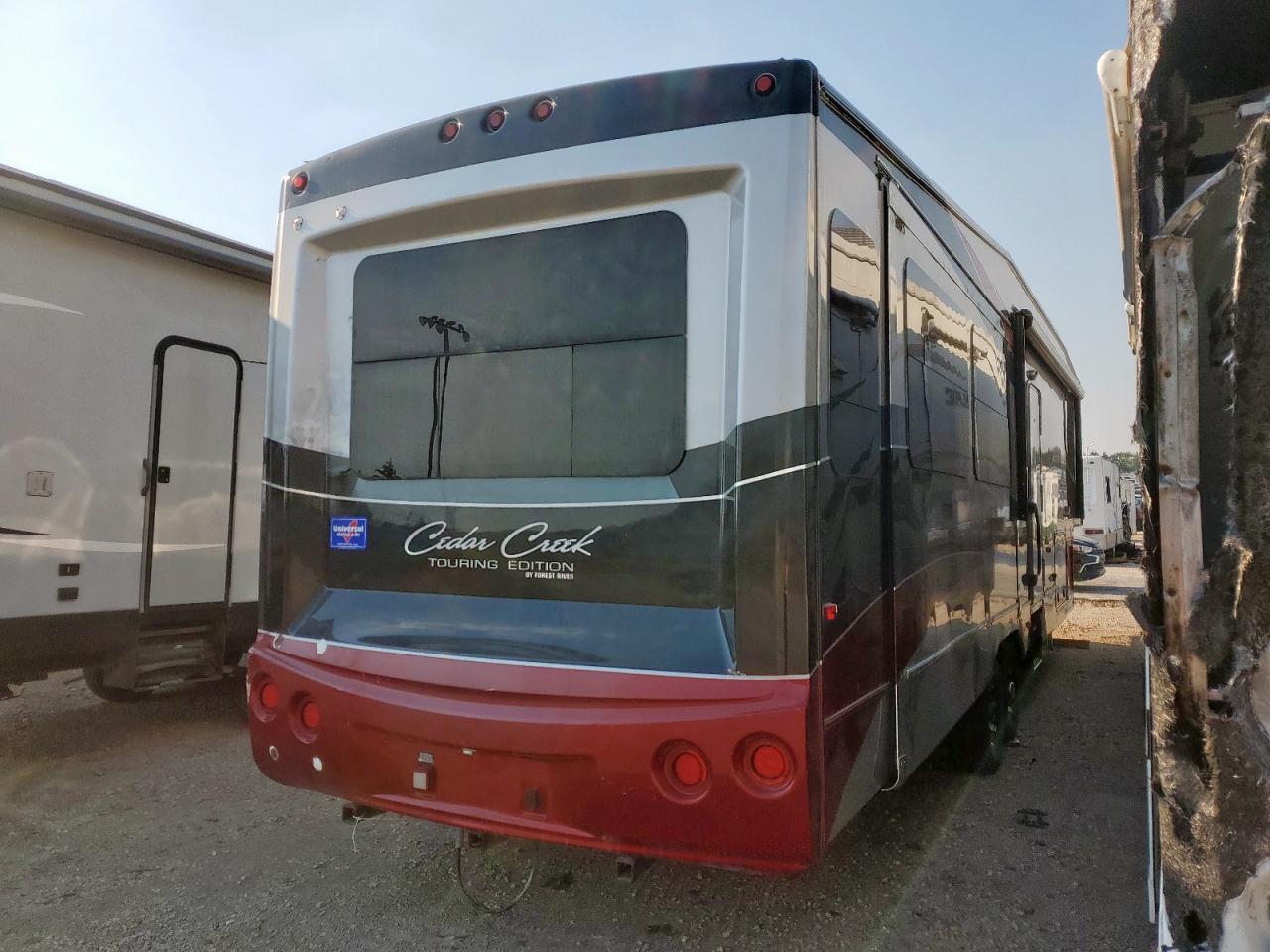 Lot #3297968774 2011 WILDWOOD CEDAR CREE