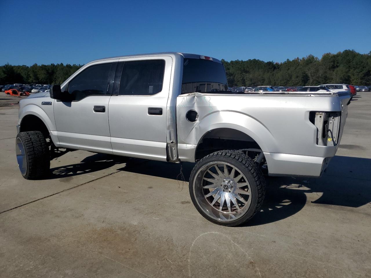 FORD F-150 SUPERCREW