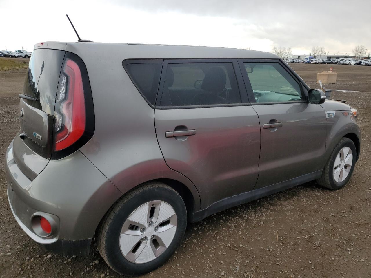 KIA SOUL EV +