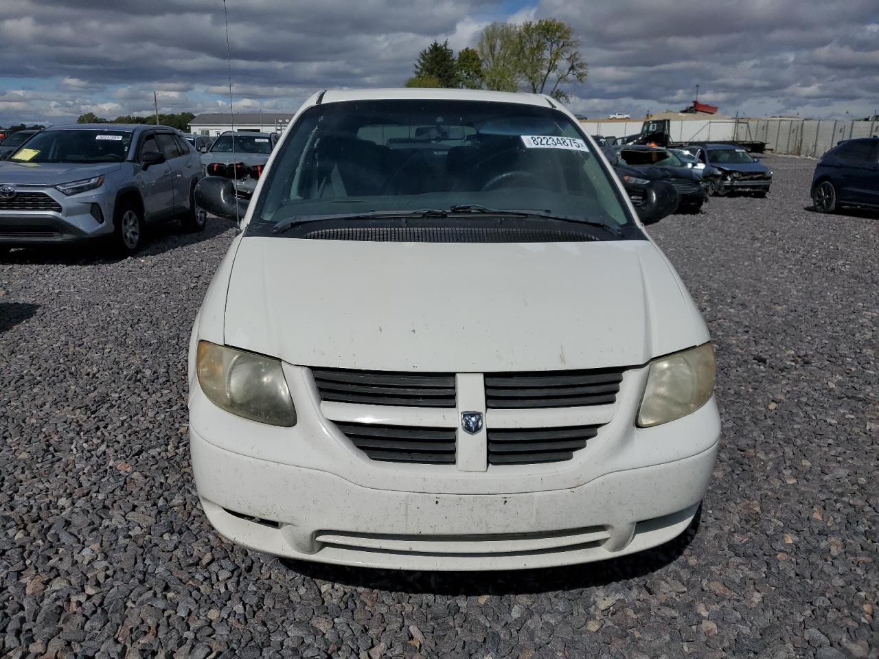 Lot #3277080165 2005 DODGE GRAND CARAVAN SE