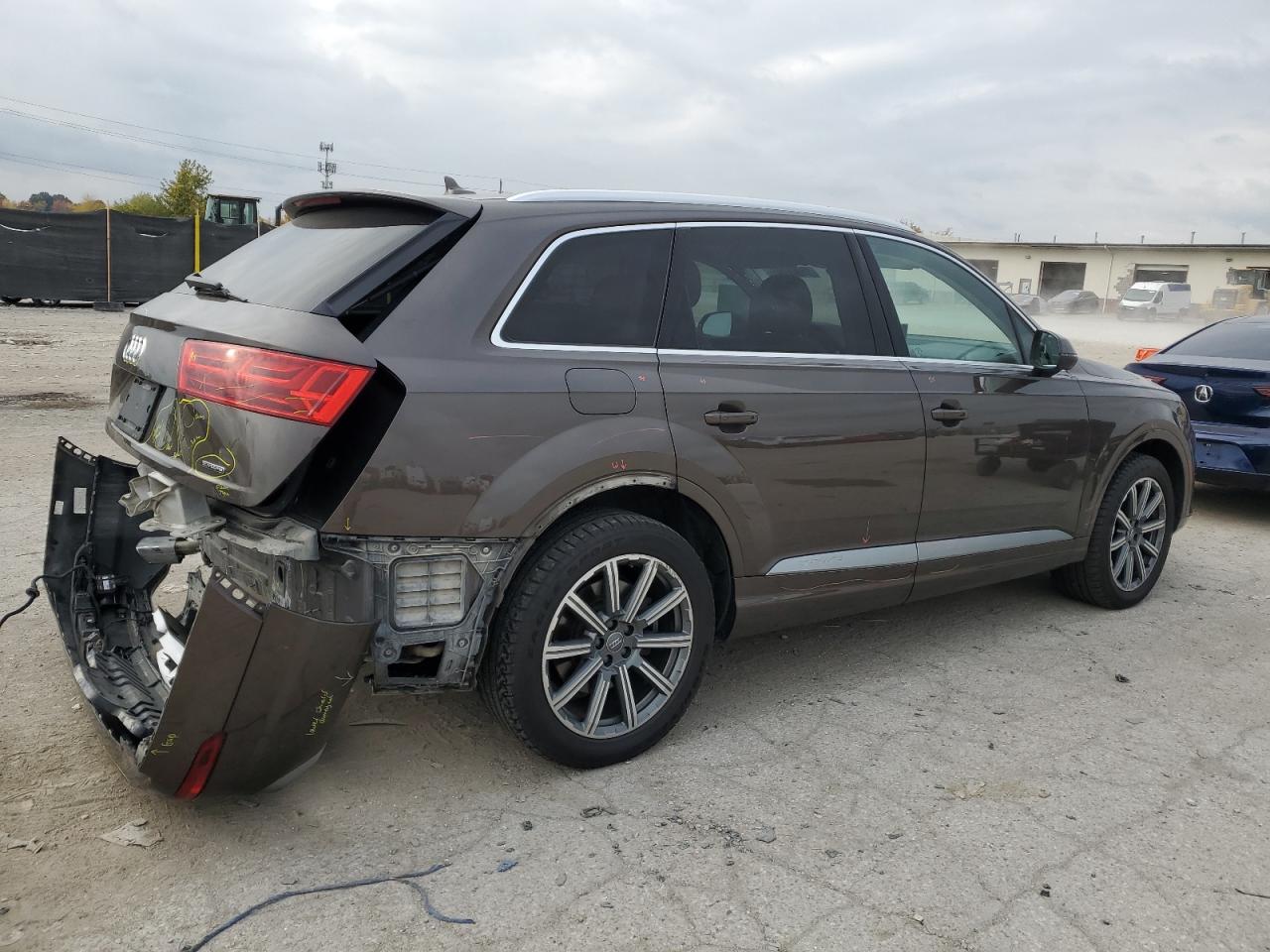 AUDI Q7 PREMIUM PLUS