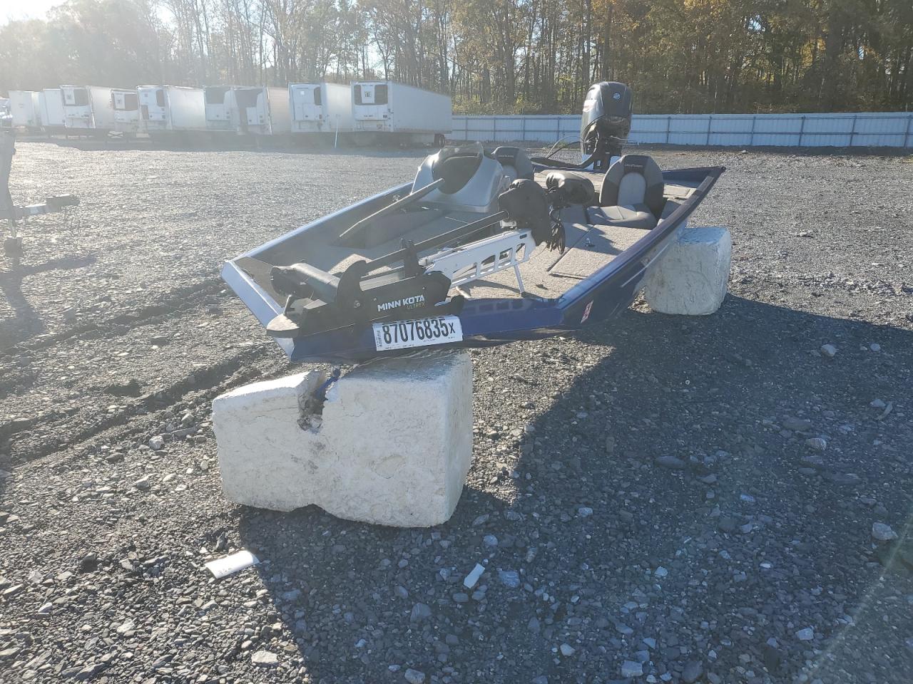 Lot #3266733409 2019 CRESTLINER BOAT