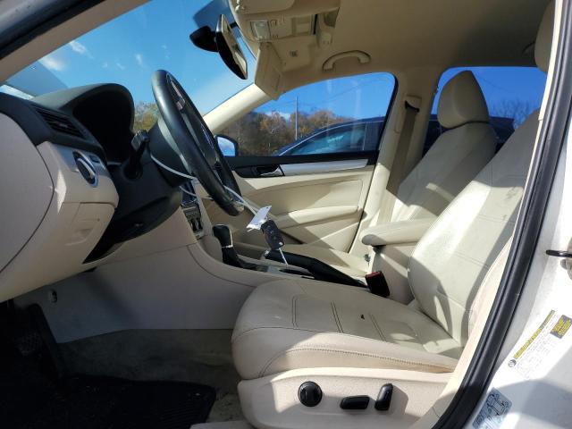 2013 VOLKSWAGEN PASSAT SE - 1VWBH7A38DC010568