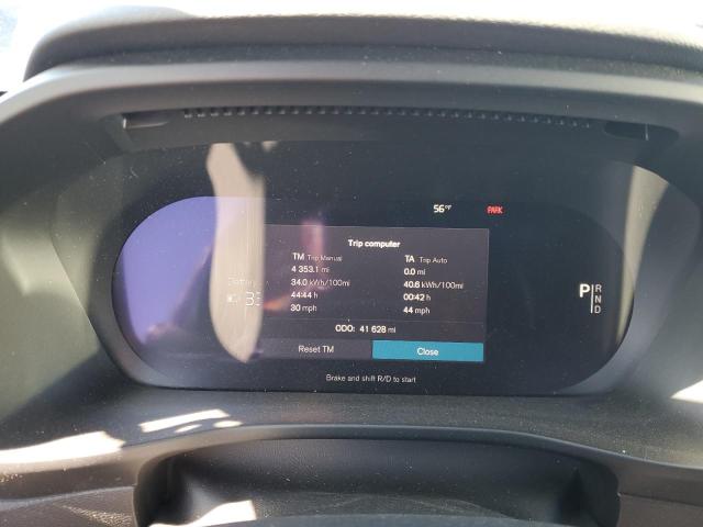 2021 VOLVO XC40 RECHA #3304669920