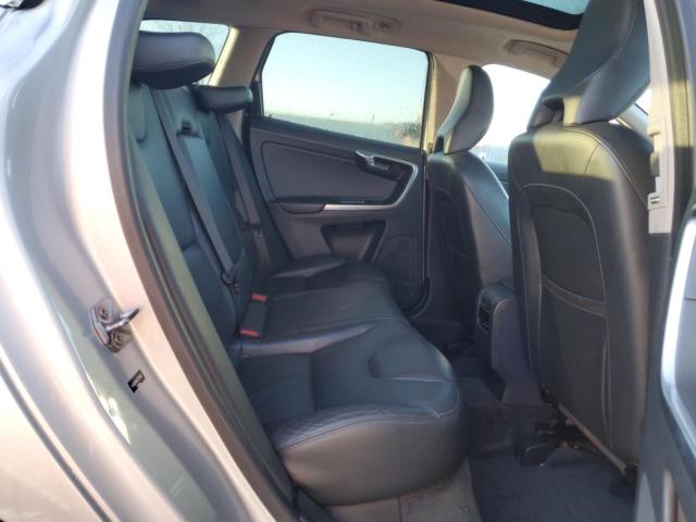 2015 VOLVO XC60 T6 PL - YV4902RM6F2762896