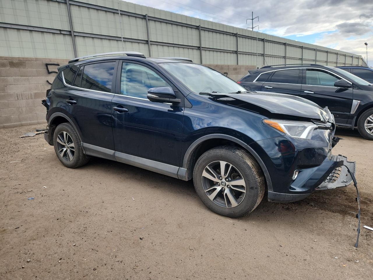 TOYOTA RAV4 ADVENTURE