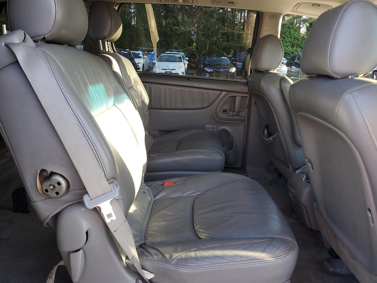 Lot #3274761799 2007 TOYOTA SIENNA XLE