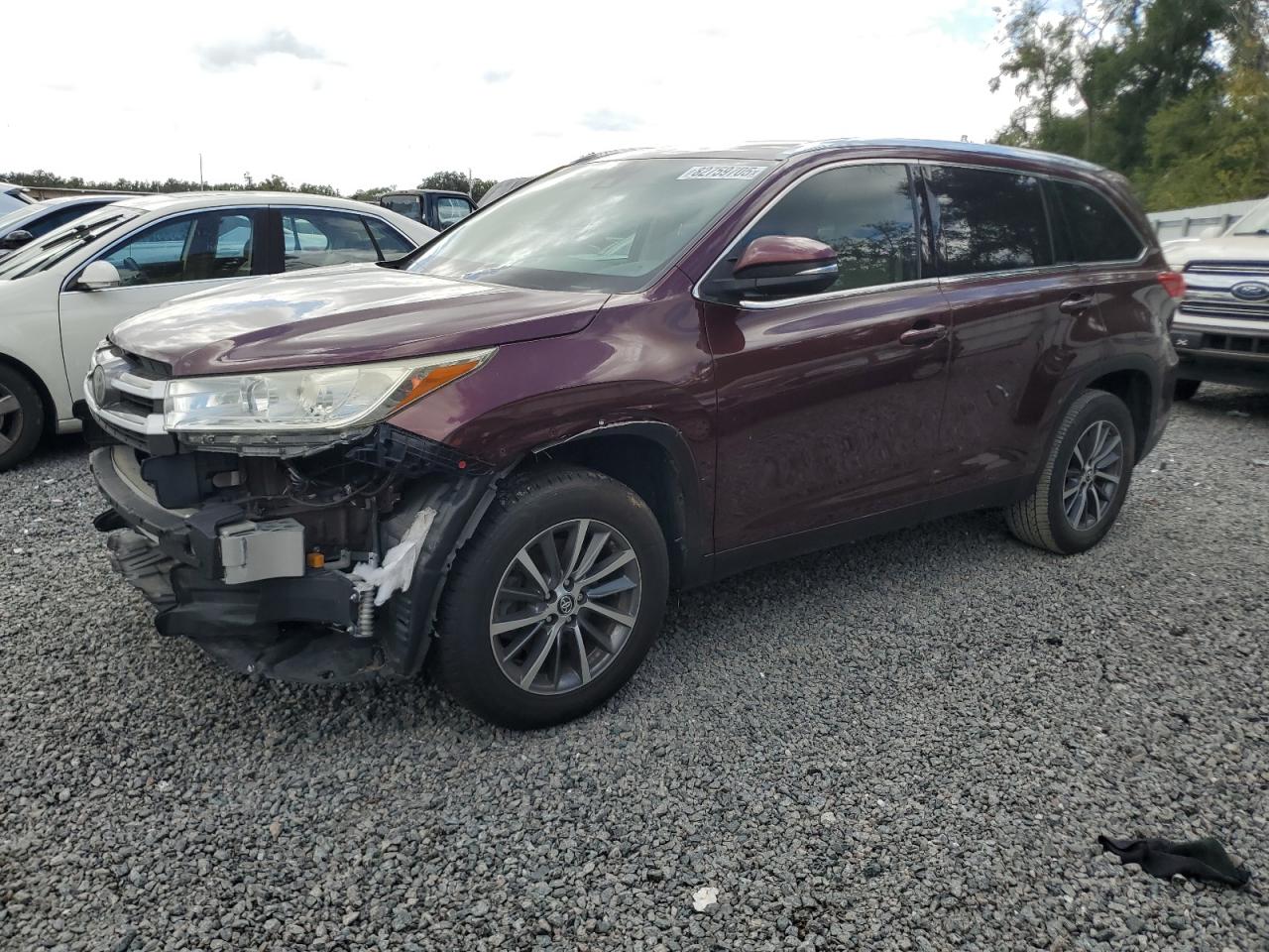 TOYOTA HIGHLANDER SE