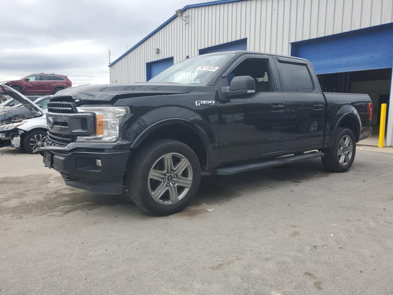 FORD F-150 SUPERCREW