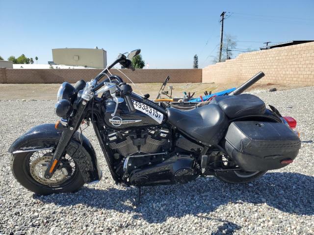 2019 HARLEY-DAVIDSON FLHC - 1HD1YAJ68KB068784