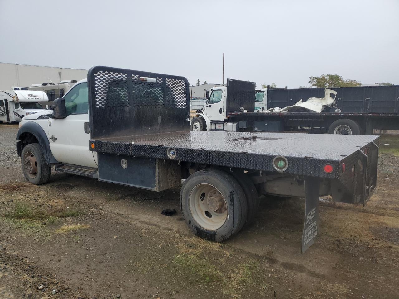 FORD F-550 SUPER DUTY