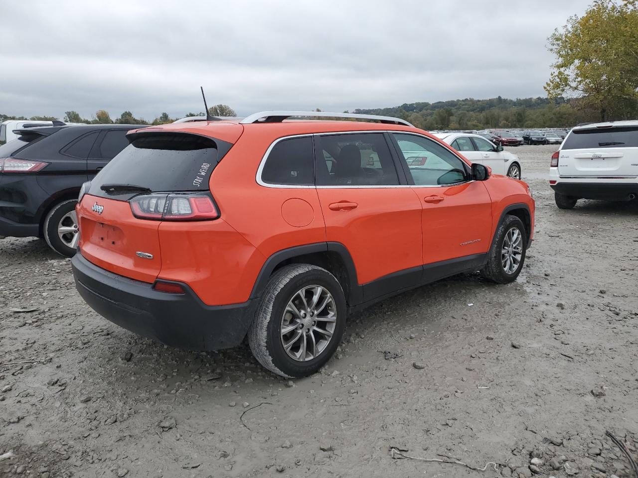 JEEP GRAND CHEROKEE LATITUDE PLUS