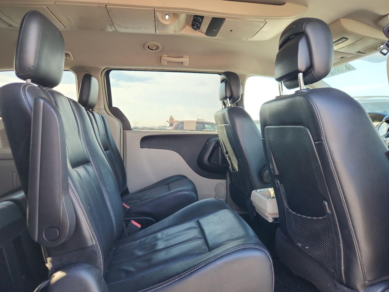 CHRYSLER TOWN & COUNTRY TOURING